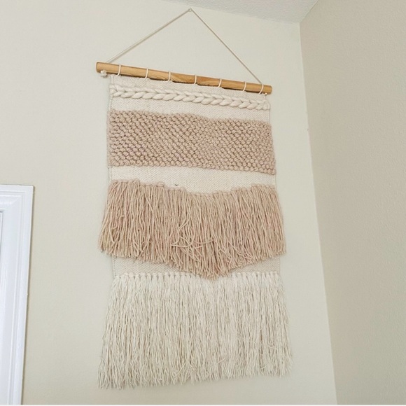 [SOLD!] Large Macrame Wall Hanging - Picture 3 of 4